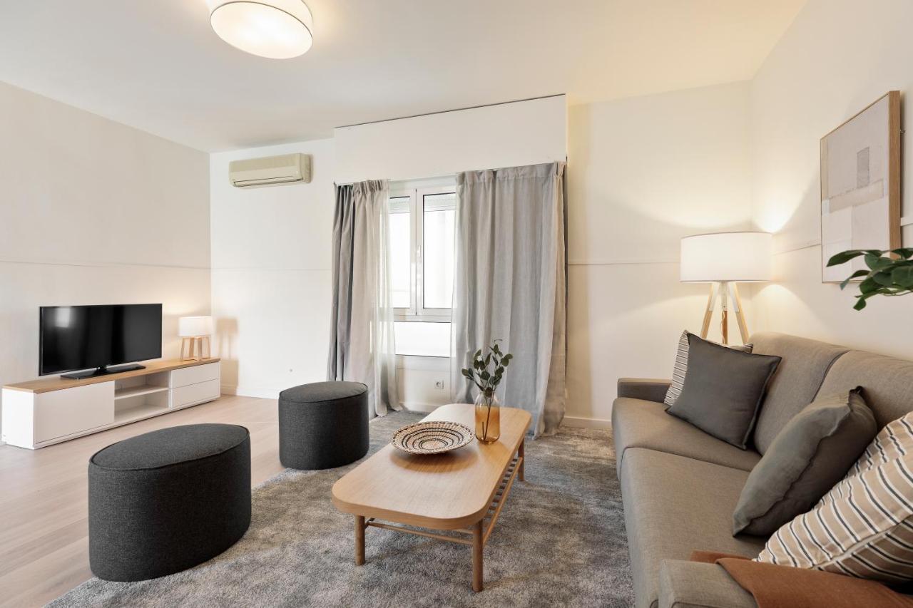 Apartments Sata Sagrada Familia Area Barcelona Eksteriør bilde