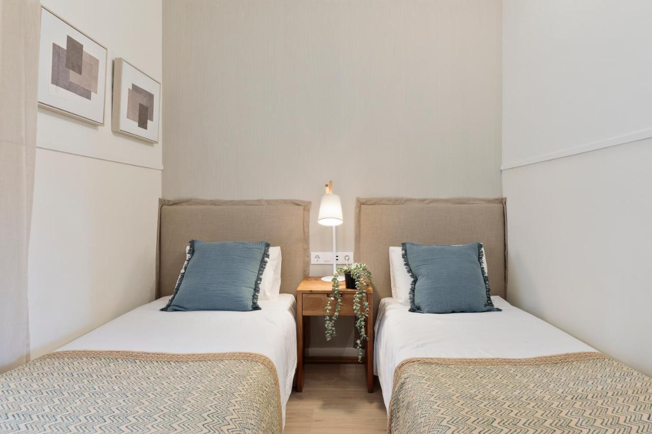 Apartments Sata Sagrada Familia Area Barcelona Eksteriør bilde